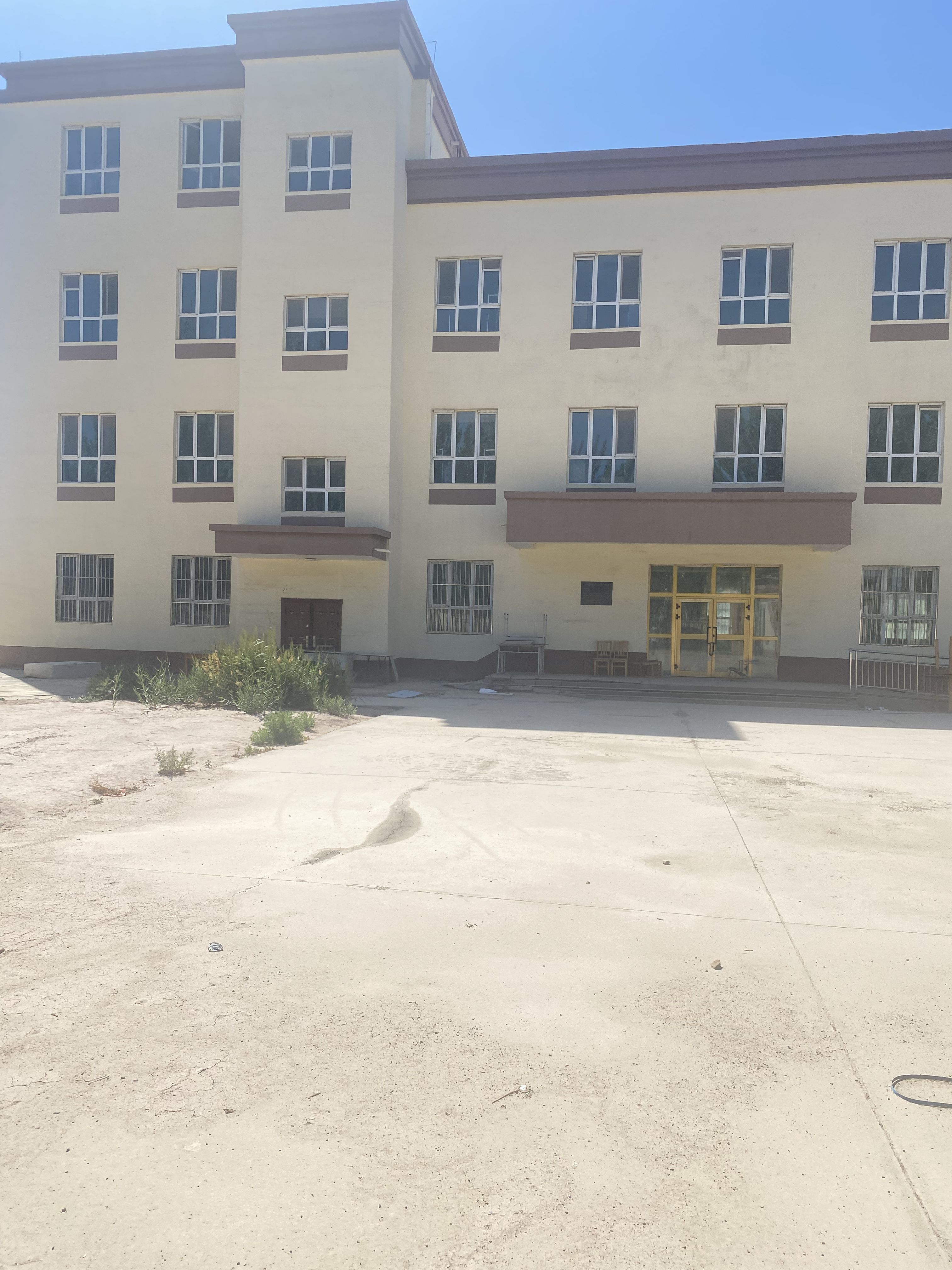 喀什市英吾斯坦乡喀什市困境儿童保护中心房地产5年租赁权
